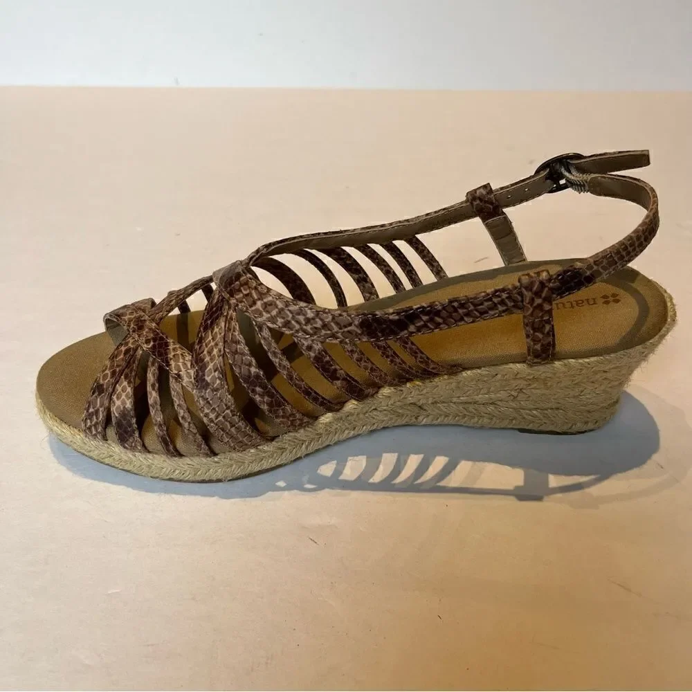 Women's Naturalizer Espadrille Tan Snake Print Size 10M Wedge